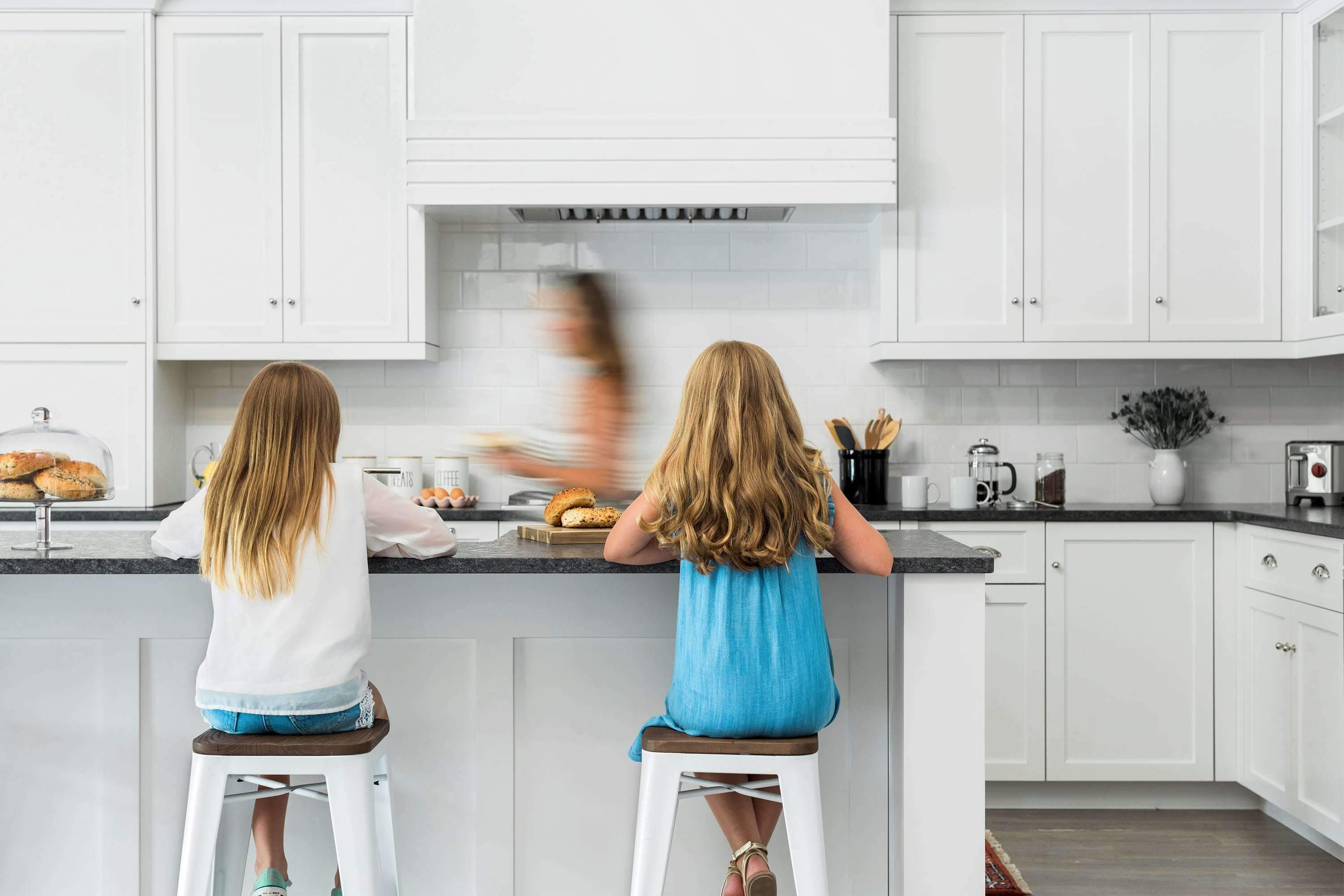 custom-imagery-photo-bell-two-girls-on-stools-01.jpg